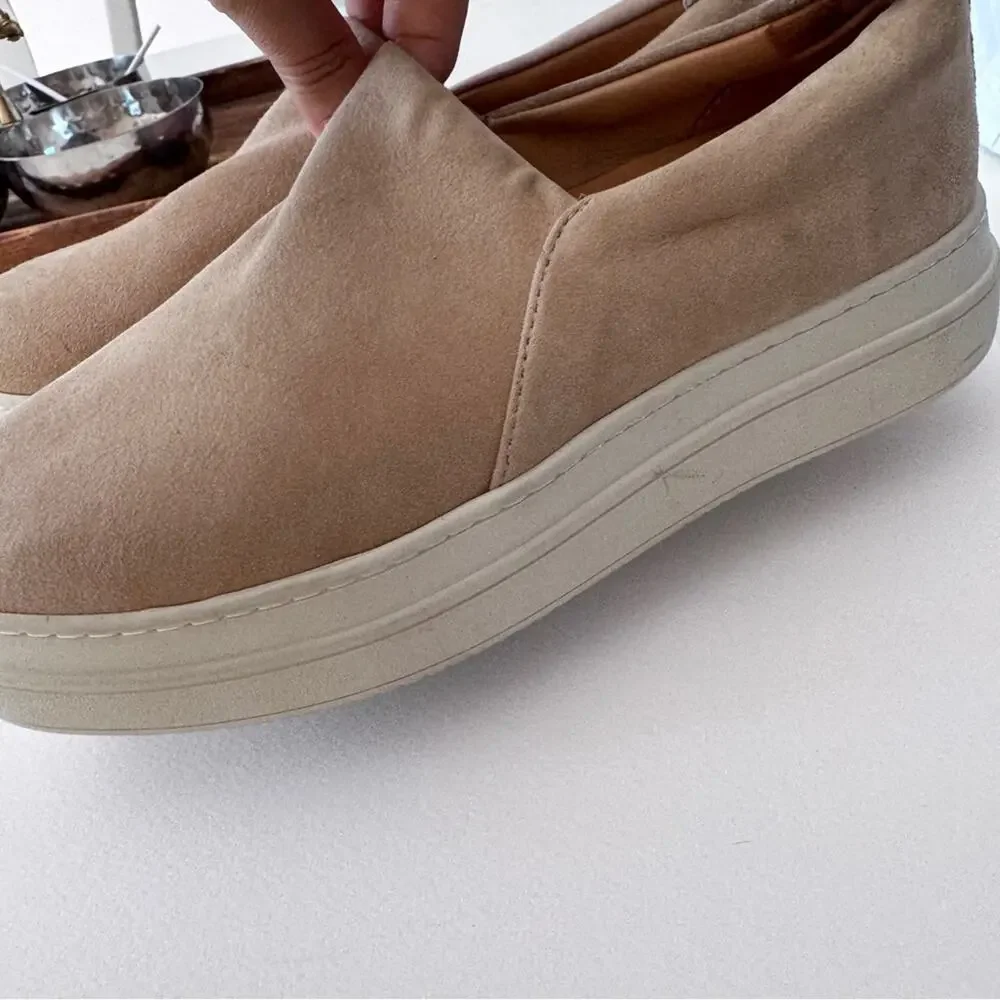 J Slides Tan Suede Leather Slip On Platform Flats Womens 7 Comfort Shoes Classic